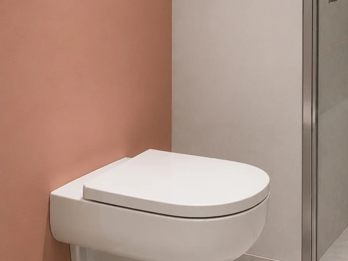 Designové spolubydlení – čtyři pokoje, velký společný obývák s kuchyní, dvě koupelny — fotka 10